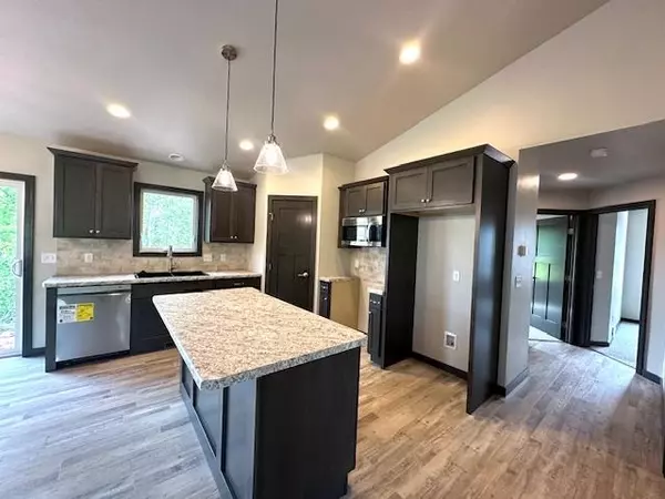 Brillion, WI 54110,N8902 WILDFLOWER LN