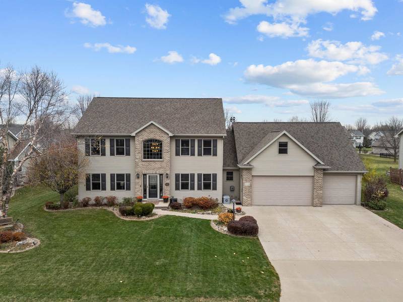 W6052 SWEET WILLIAM DR, Appleton, WI 54915