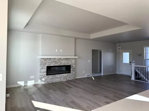 De Pere, WI 54115,1444 CROSSROADS DR