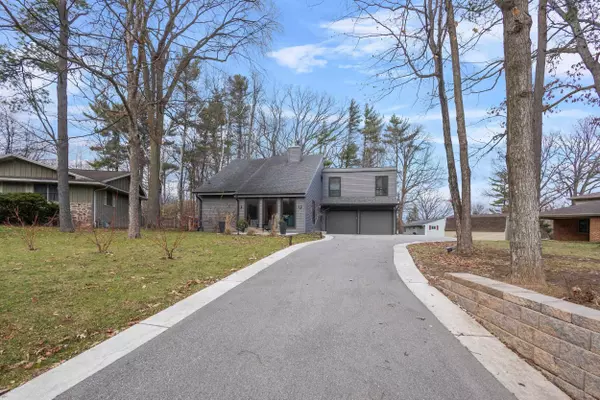 Green Bay, WI 54130,1330 KEN DR