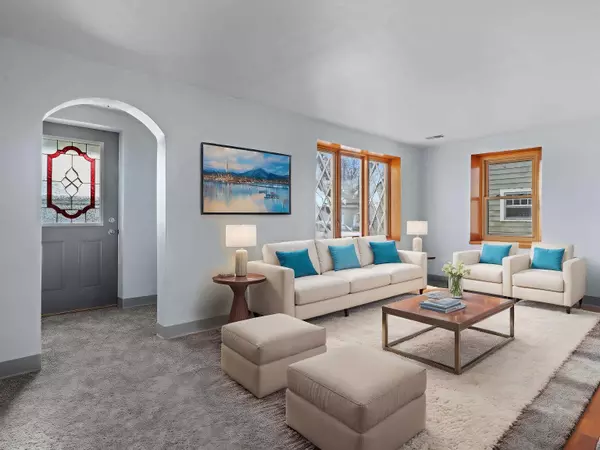 Green Bay, WI 54302,2139 FARLIN AVE