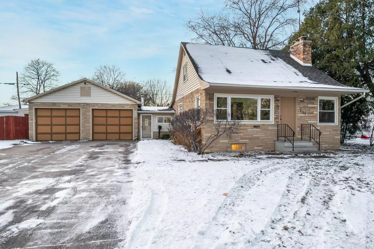 Oshkosh, WI 54901,1711 WISCONSIN ST