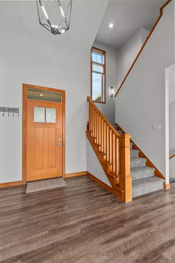 Neenah, WI 54956-4218,2203 MADELYNN LN