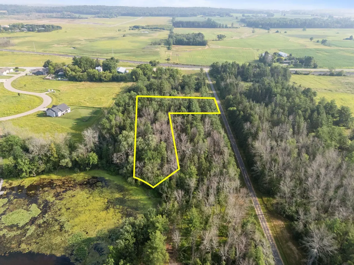 Weyauwega, WI 54983,M BEHM AVE #1
