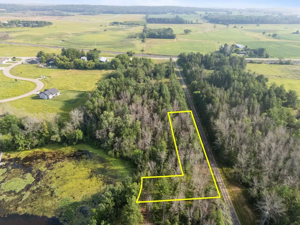 Weyauwega, WI 54983,M BEHM AVE #3