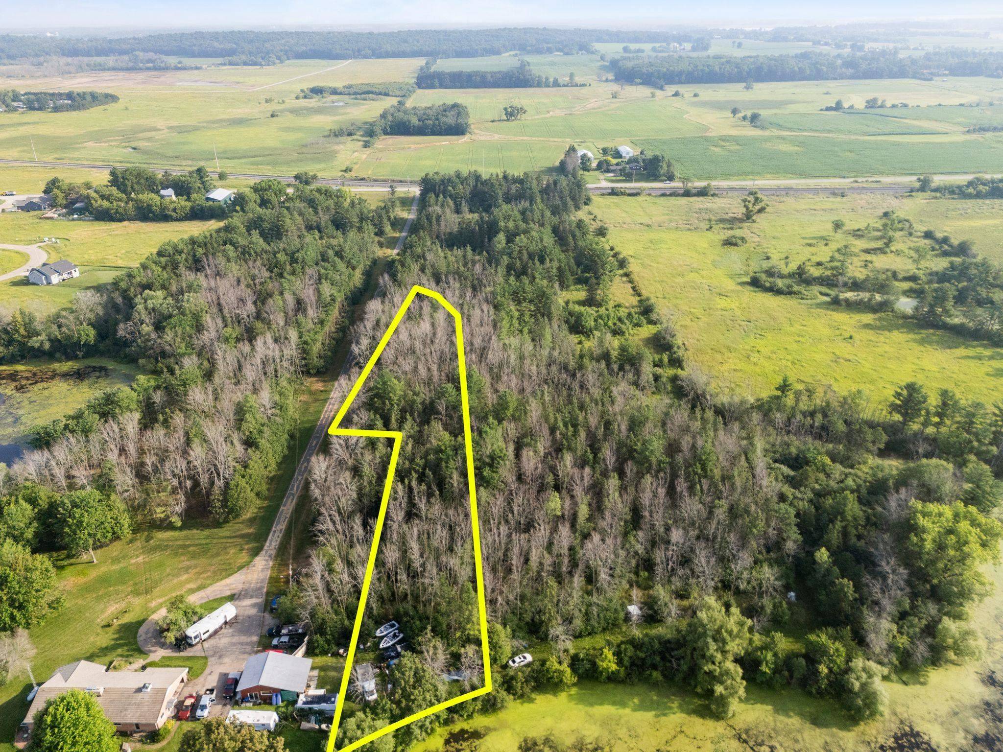 M BEHM AVE #5, Weyauwega, WI 54983