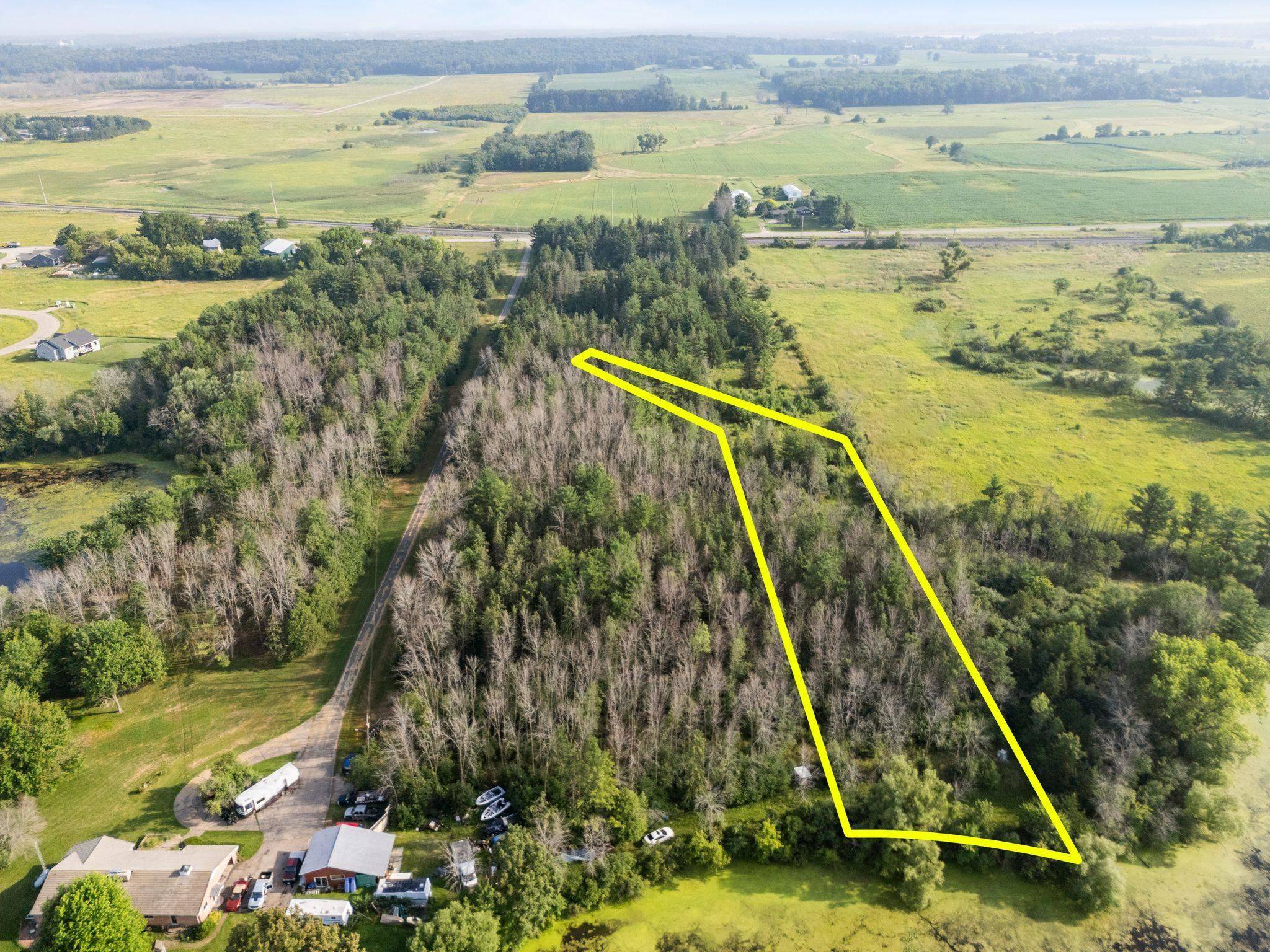 M BEHM AVE #7, Weyauwega, WI 54983