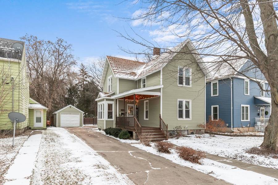 827 W SPENCER ST, Appleton, WI 54914