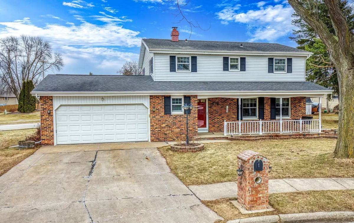 Little Chute, WI 54140,1 CLOVER CT
