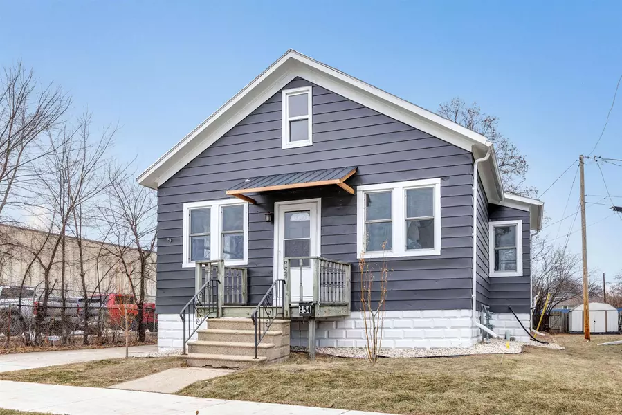 854 SCHOOL PL, Green Bay, WI 54303