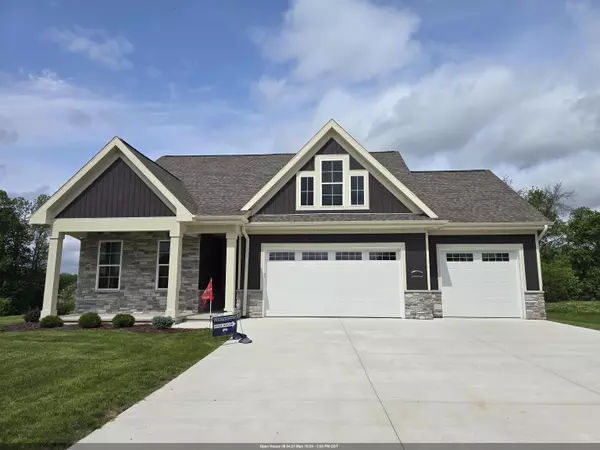 886 CYGNET CT, Menasha, WI 54952-1823
