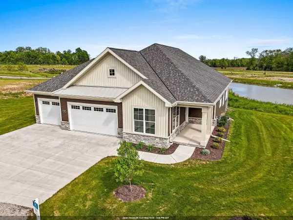879 CYGNET CT, Menasha, WI 54952-1823