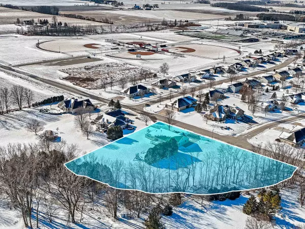 Pulaski, WI 54162-9449,910 PELICAN DR