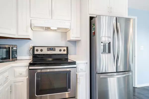 Winneconne, WI 54986-9744,5062 BREEZEWOOD LN