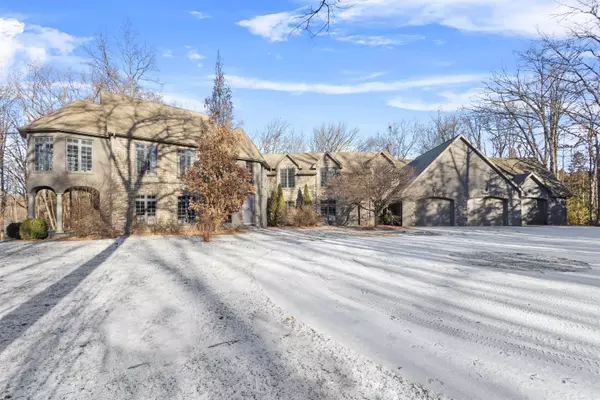 551 RAVINE RD, De Pere, WI 54115-8622