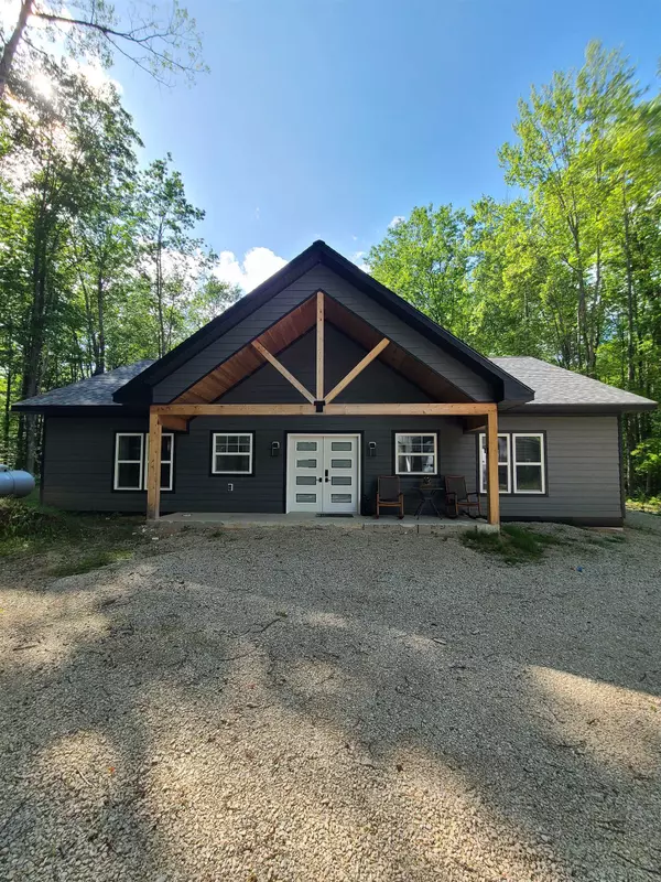 Wausaukee, WI 54177,N11909 MENOMINEE WOODS DR