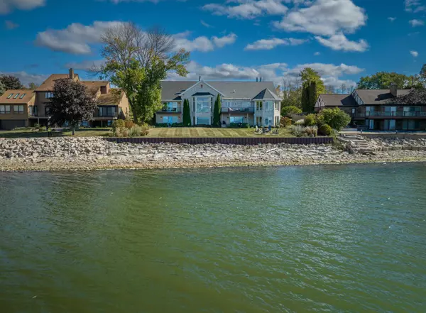 Green Bay, WI 54311-7213,3047 NICOLET DR