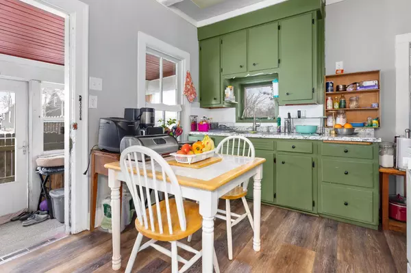 820 JAMES ST De Pere, WI 54115