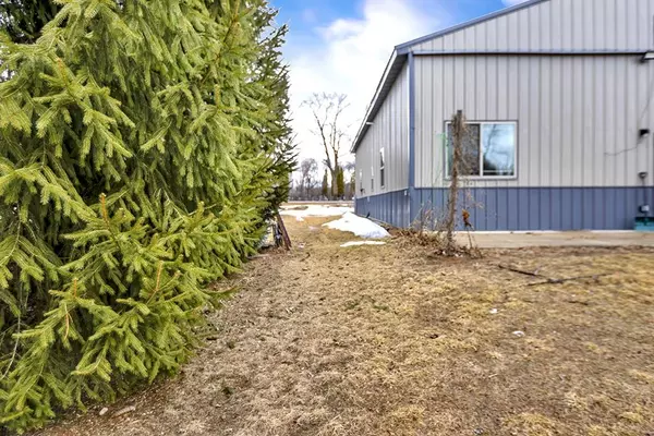 Oconto, WI 54153,3067 N RIVER RD