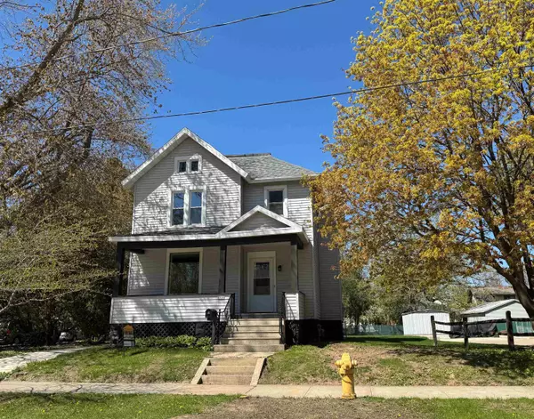 1120 OTTER AVE, Oshkosh, WI 54901-5449