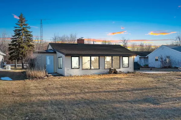 N9549 BAY SHORE LN, Luxemburg, WI 54217