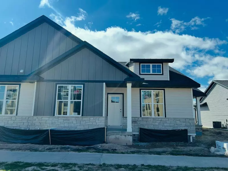 2850 ELM TREE HL, Howard, WI 54313-0000