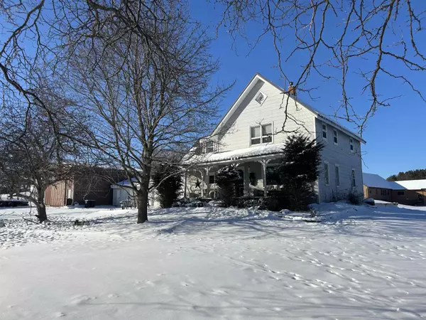 Gillett, WI 54124,5779 FINNEGAN LAKE RD