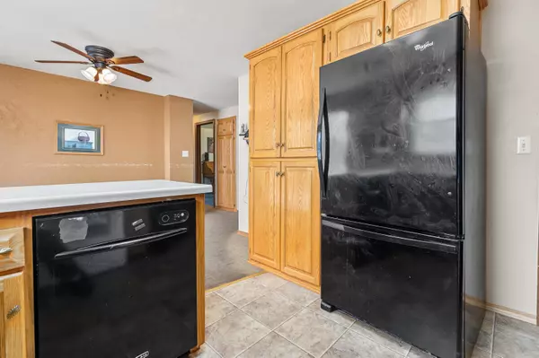 2880 HILLCREST CT Green Bay, WI 54313