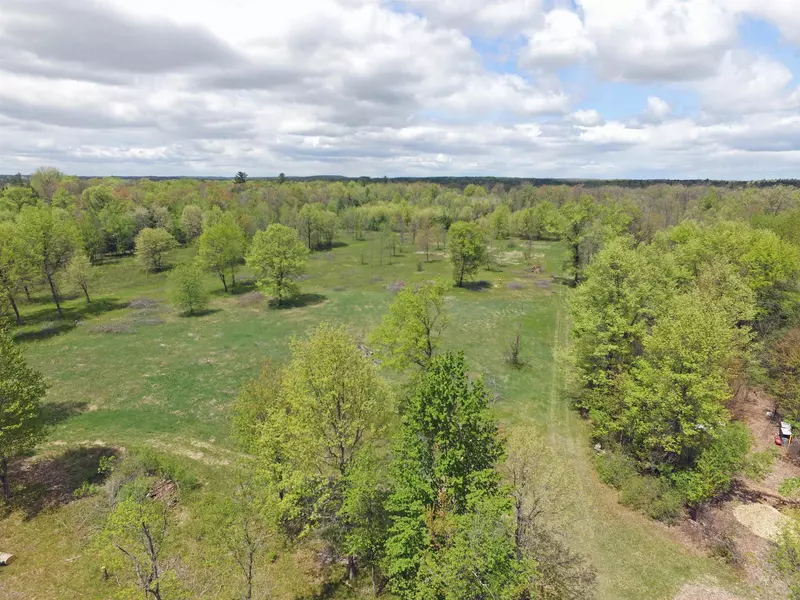 MIRA AVE, Crivitz, WI 54114