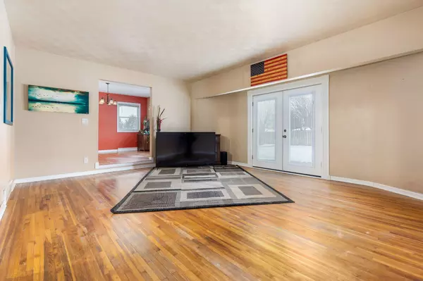 635 W SUNSET AVE Appleton, WI 54911