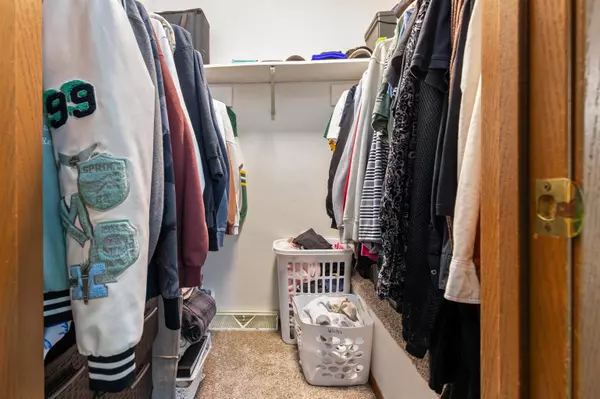 854 MARTIN ST Menasha, WI 54952