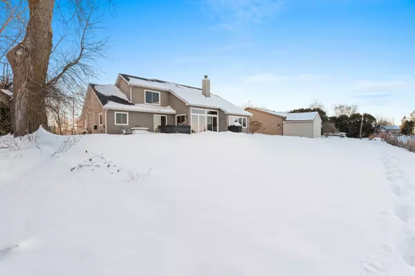 Hortonville, WI 54944,314 LAKEVIEW AVE