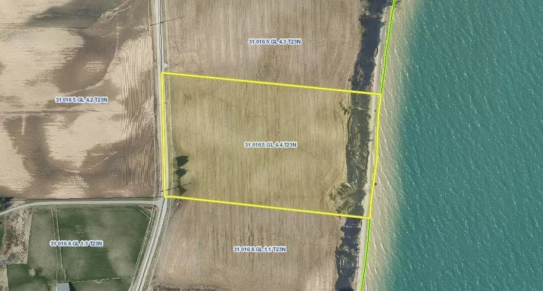 LAKESHORE DR, Kewaunee, WI 54216-0000