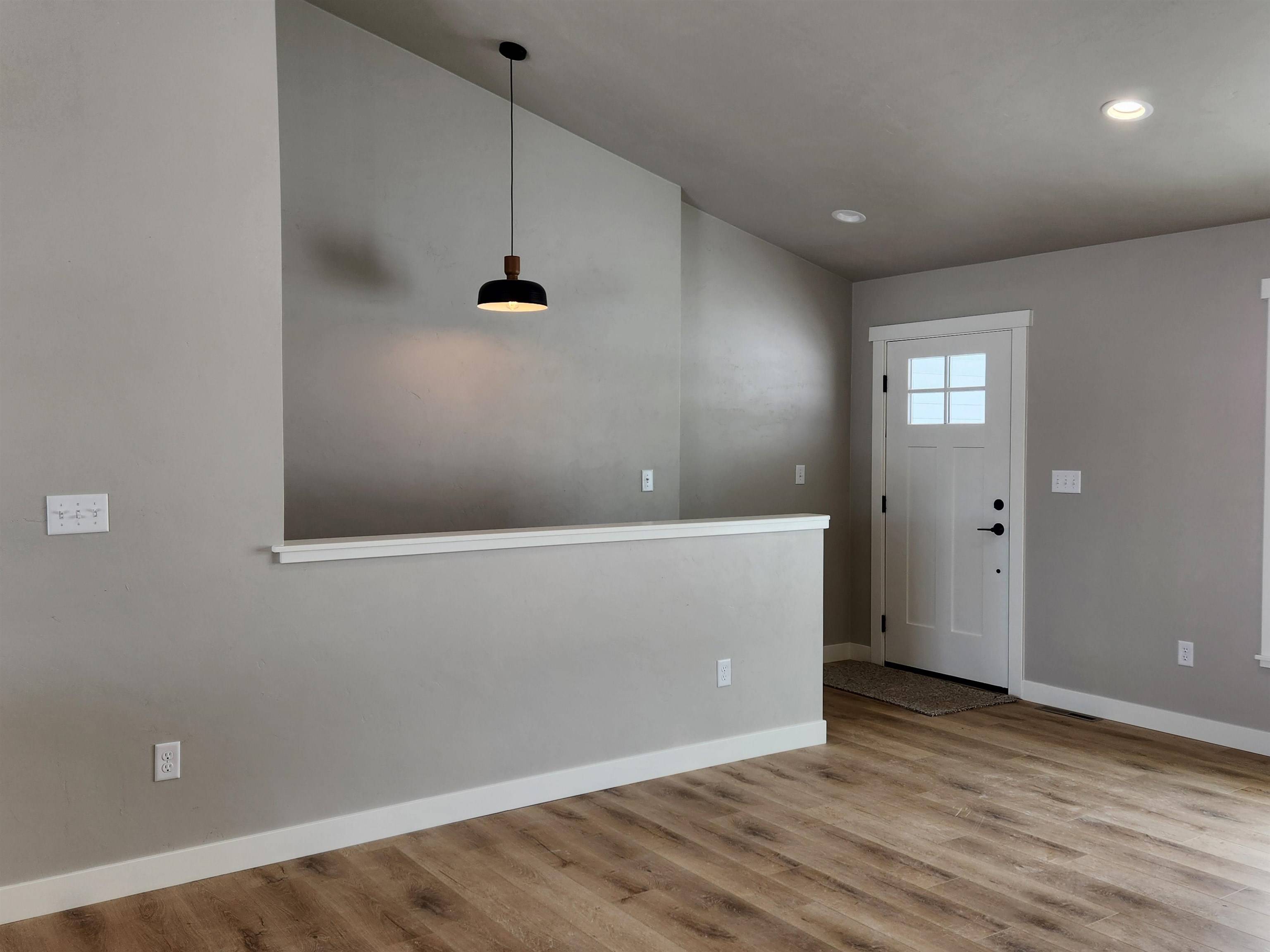 Shawano, WI 54166-2002,408 TRISTAN DR