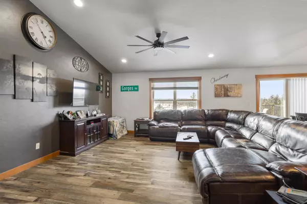 Hortonville, WI 54944-2701,411 RUSTIC VIEW CT