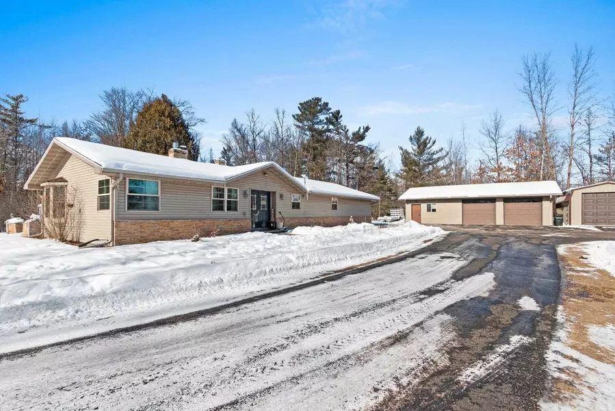 5360 TADPOLE LN, Oconto, WI 54153-1465