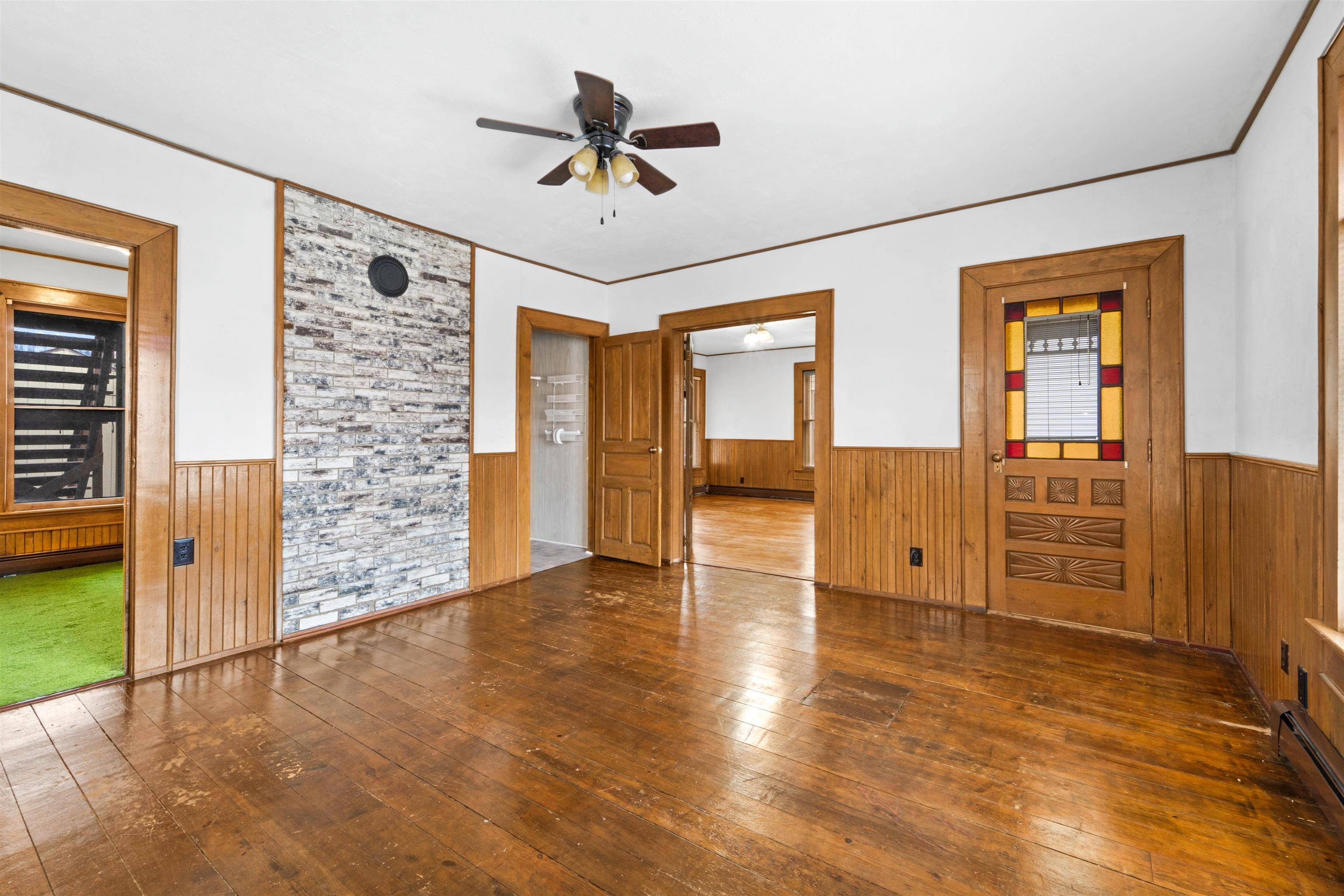 New London, WI 54961,501 W WAUPACA ST
