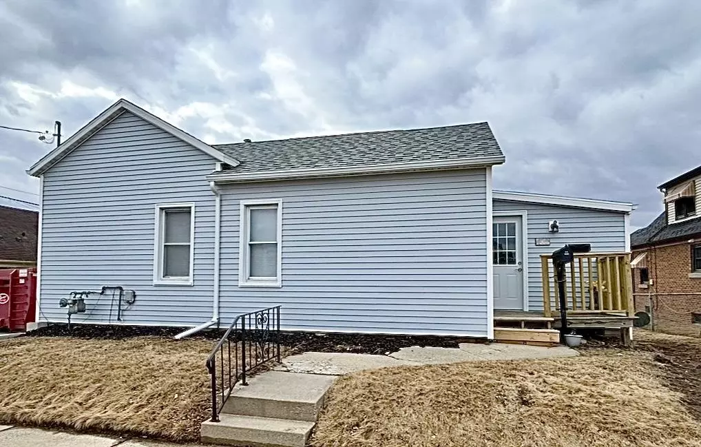 Beaver Dam, WI 53916,408 WAYLAND ST