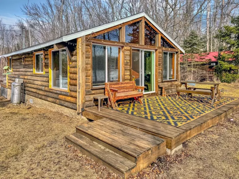 N9884 NEUMEIER RD, Wausaukee, WI 54177