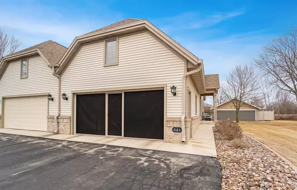 341 WINNEBAGO DR, Fond Du Lac, WI 54935