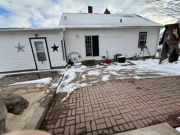 Gillett, WI 54124,133 W PINE ST