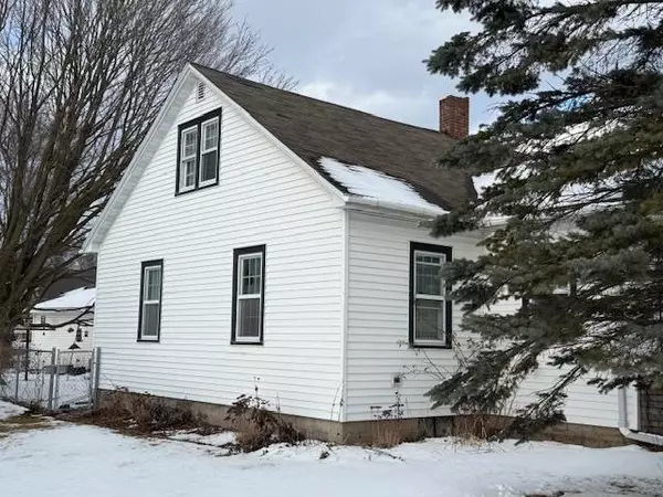 Gillett, WI 54124,133 W PINE ST