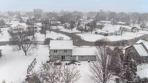 1005 TWIN HARBOR DR, Winneconne, WI 54986