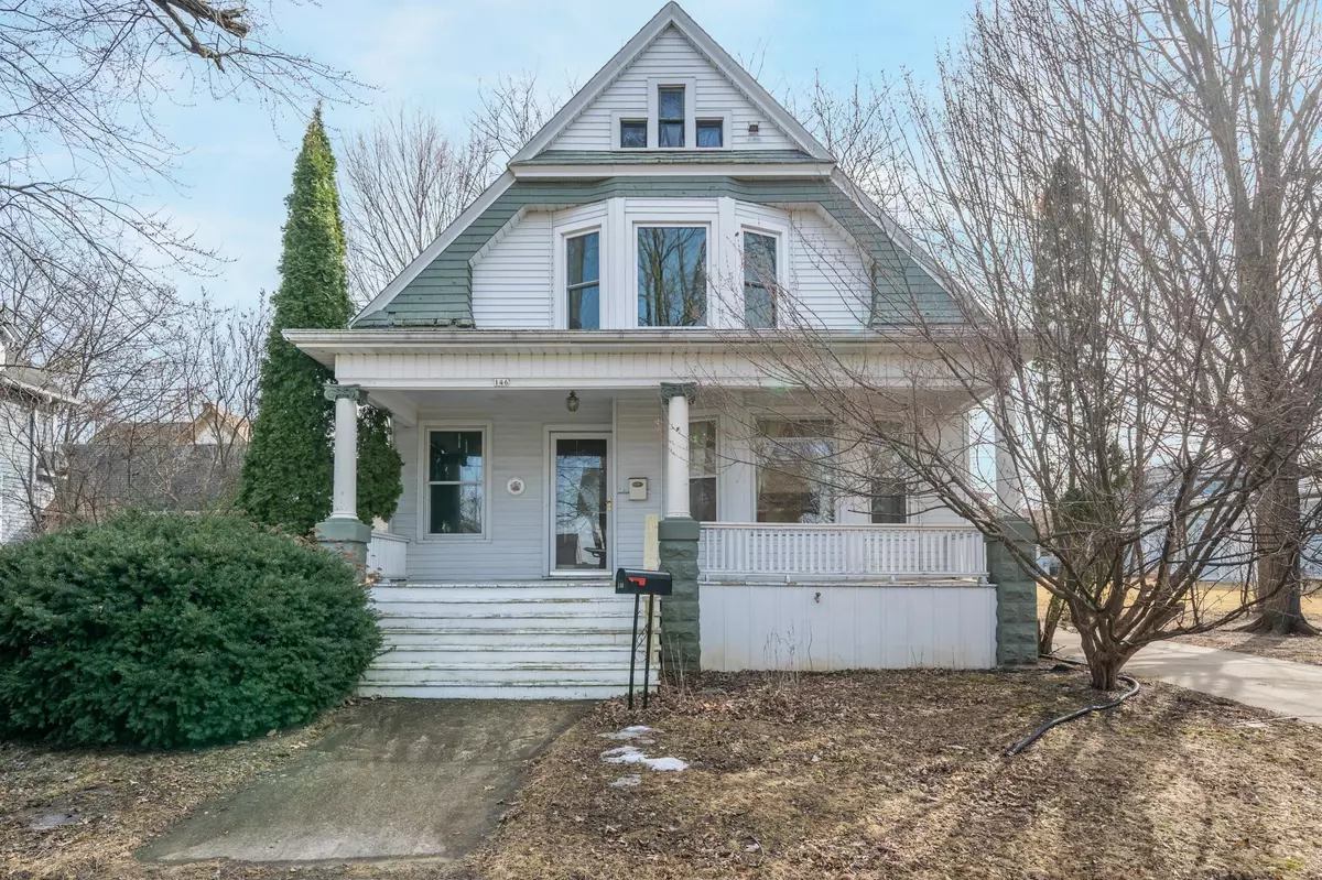 Berlin, WI 54923,146 E MOORE ST