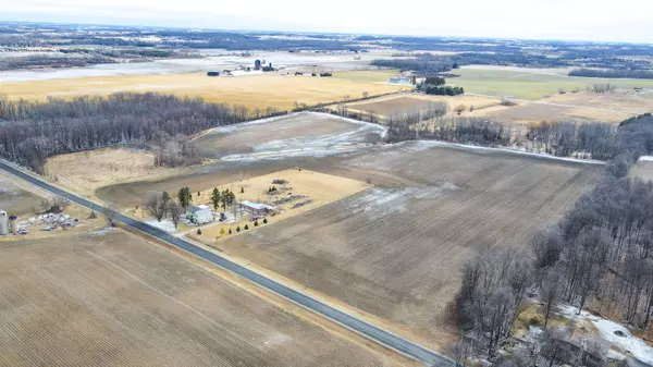 Chilton, WI 53014,COURT RD