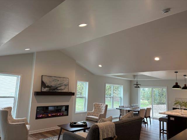 Ixonia, WI 53036,W274 MADISON AVE