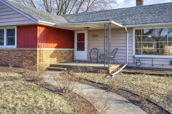 Appleton, WI 54914-4230,2509 W 8TH ST