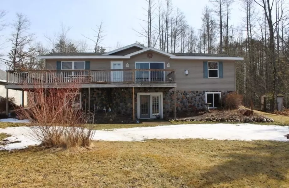 N11599 POST LAKE DR, Elcho, WI 54428