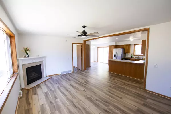 Rosendale, WI 54974,111 S MAIN ST