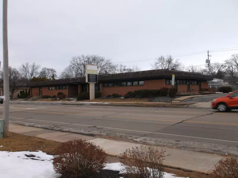 1416 S COMMERCIAL ST, Neenah, WI 54956-4664